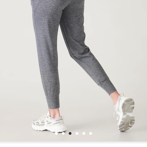 Athleta Venice Jogger - Picture 1 of 5